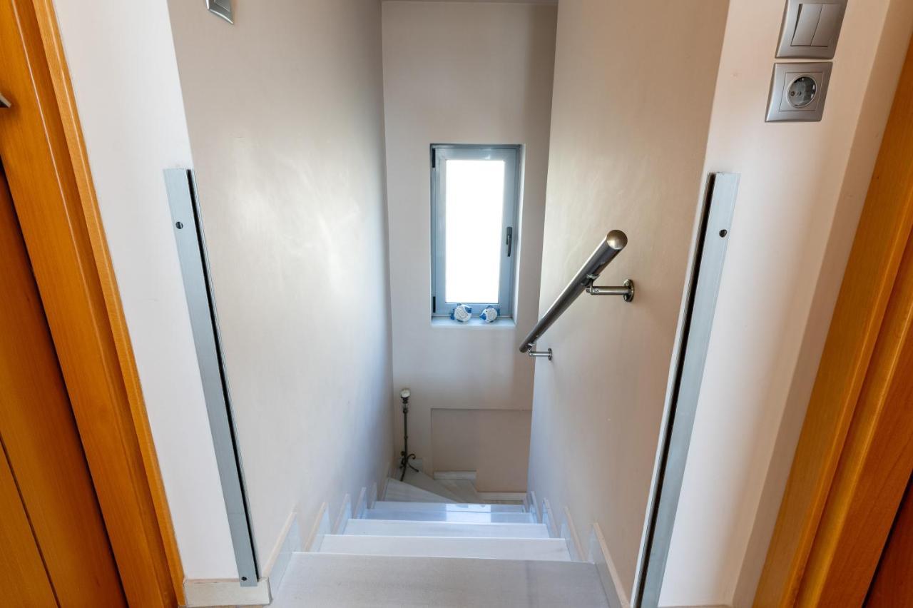 Elegant New Maisonette Near The Sea Aegina Ngoại thất bức ảnh